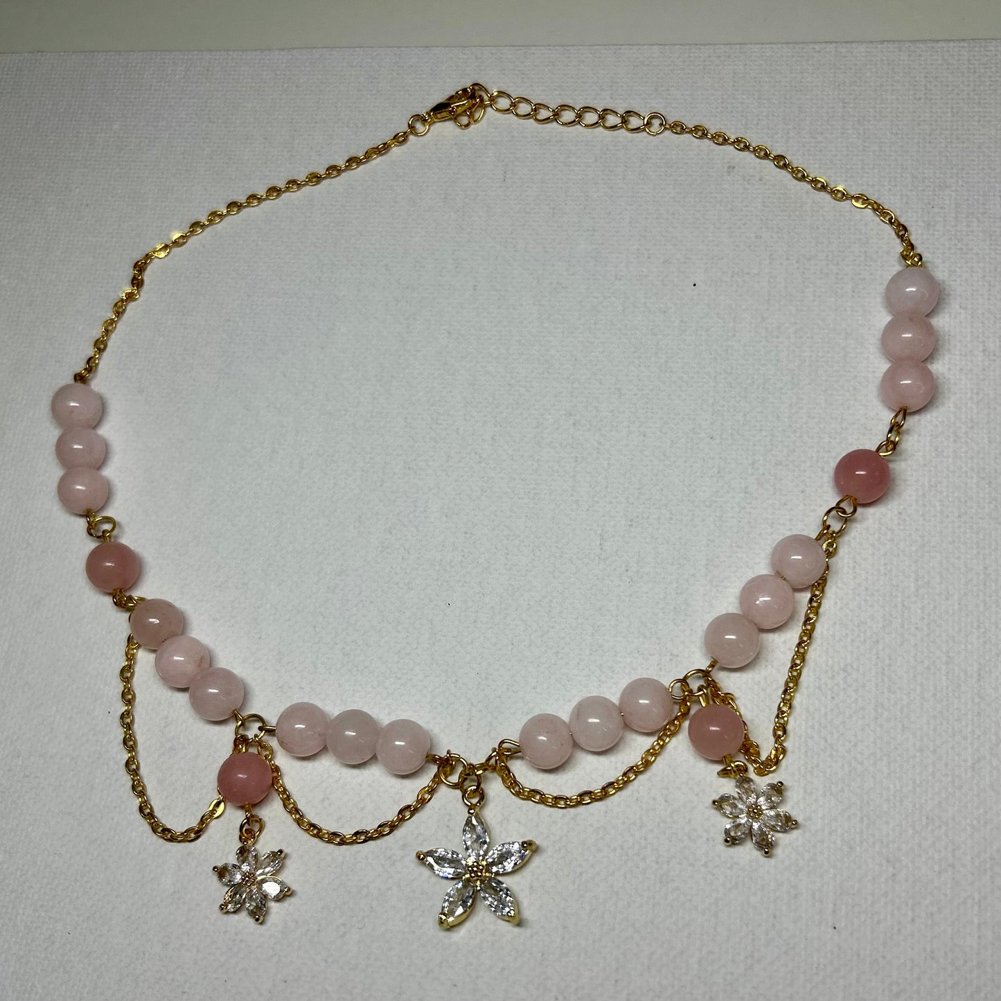 Halskette mit rosanem Morganit