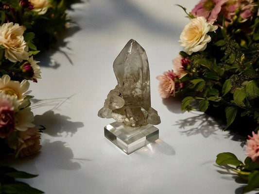 Rock crystal specimen