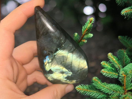 Labradorit Freiform