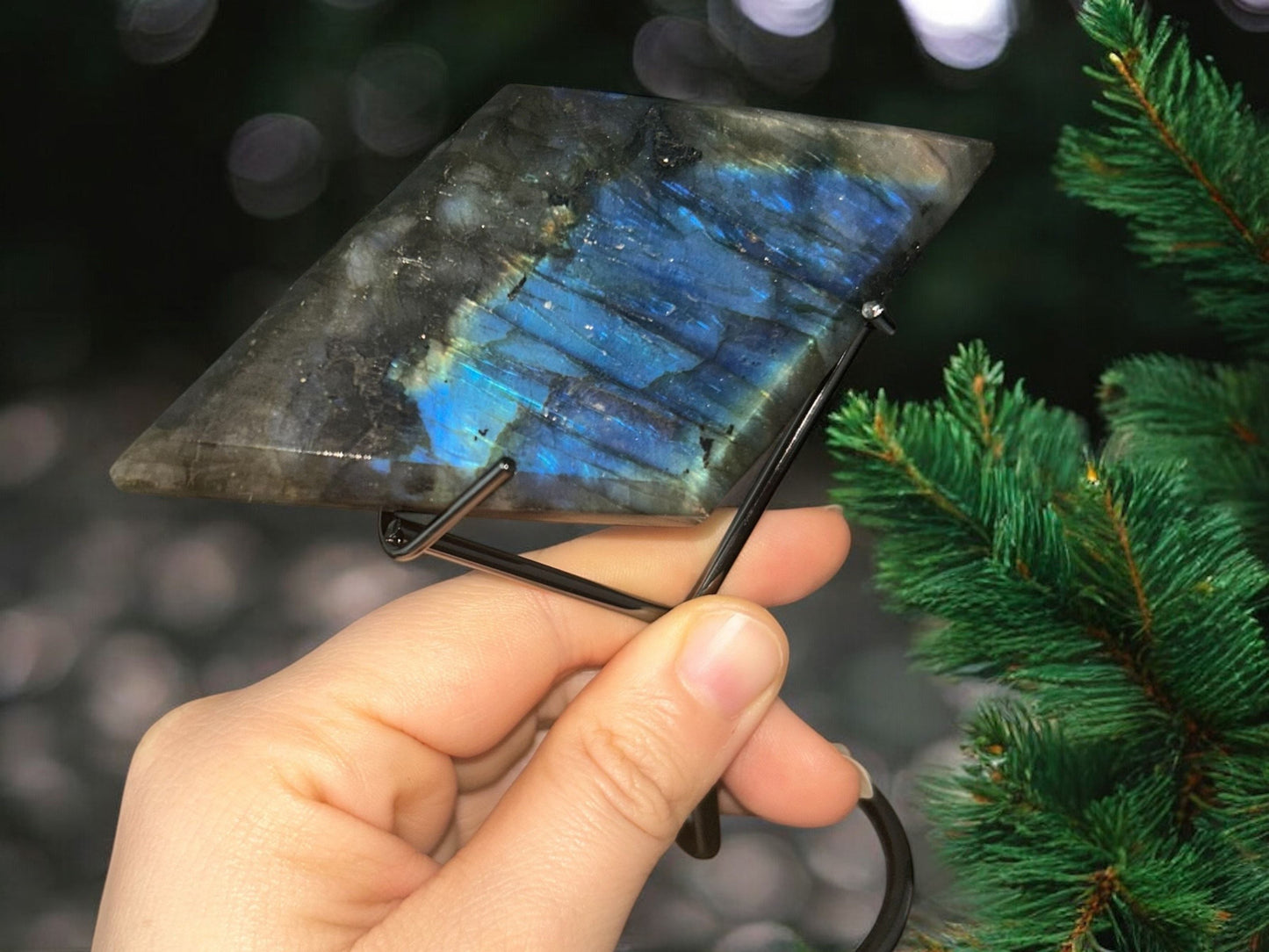 Labradorit Diamant mit Standfuß