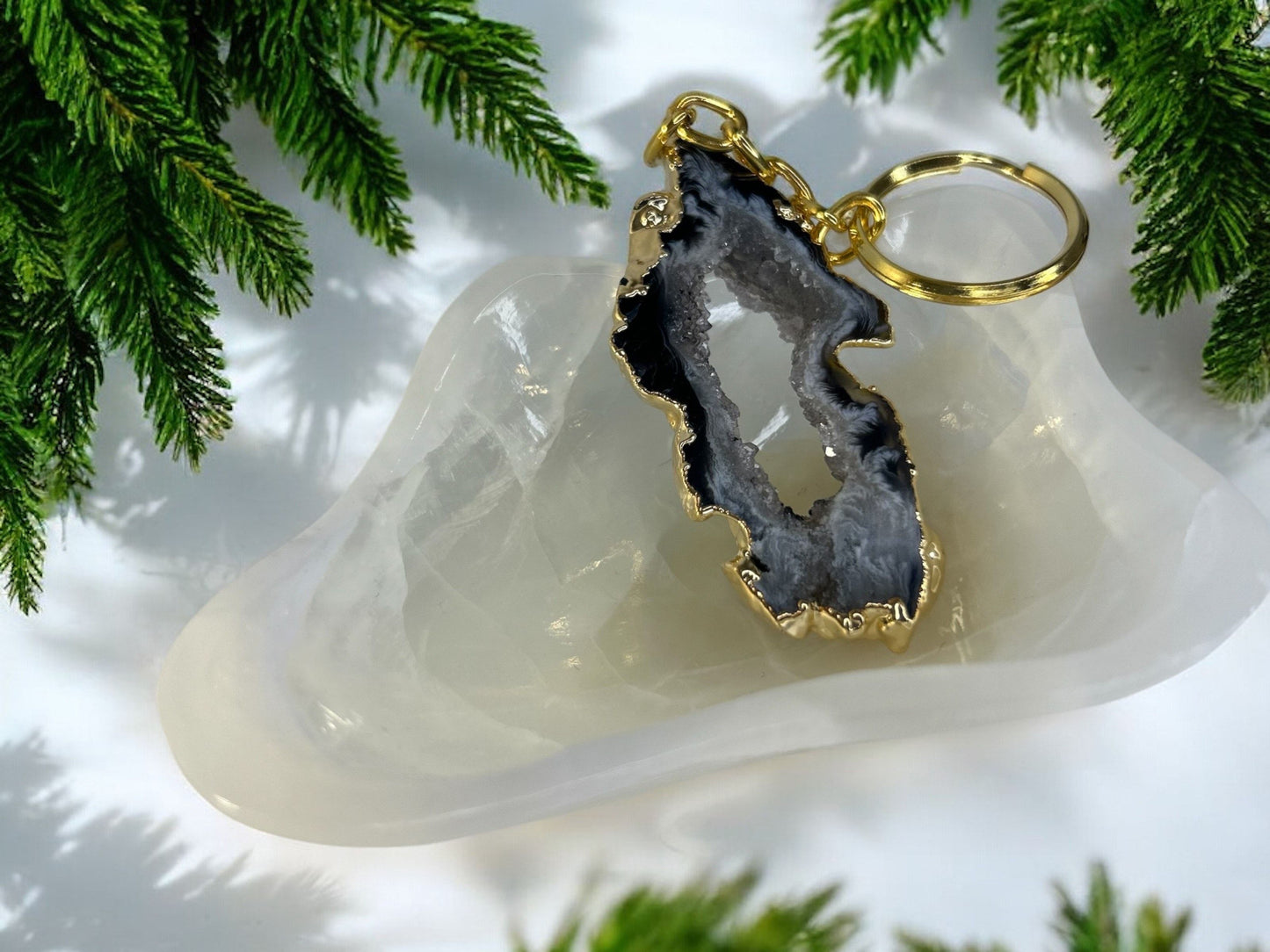 Agate disc as a keychain
